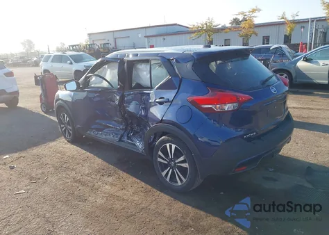 2019 Nissan Kicks Sr z USA, uszkodzony, nr VIN 3N1CP5CU5KL496085